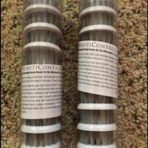 NWT BeautiControl replacement brush heads